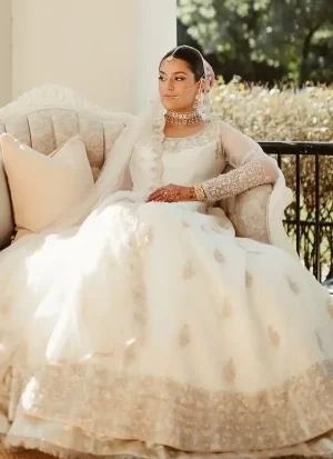 White Bridal Pakistani Dress R (2)