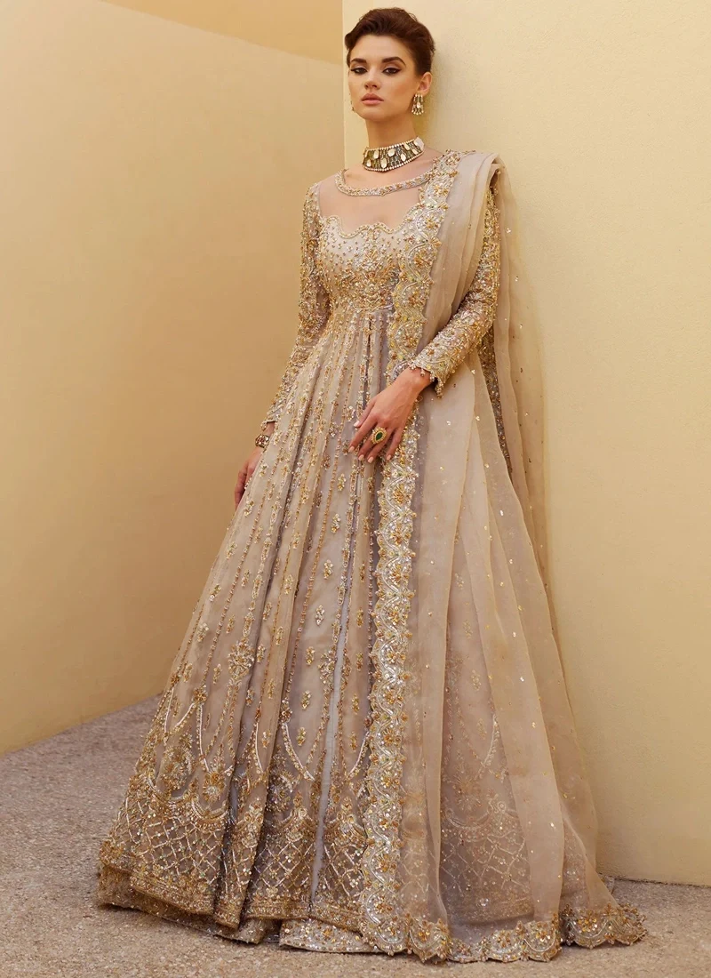 Kanwal-Malik-Ivory-Gown-1 Kanwal Malik ivory Peshwas gown with organza long gown, tissue silk lehenga and 3.5-yard organza dupatta
